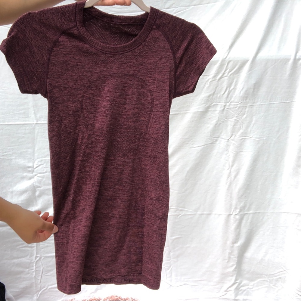 Lululemon Swiftly Tech tee